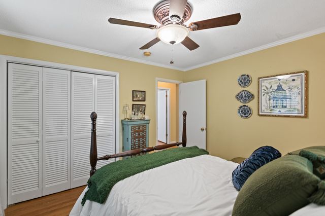 112 Hamilton Ln, Tullahoma, TN 37388