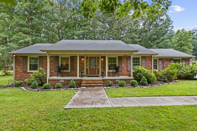 112 Hamilton Ln, Tullahoma, TN 37388