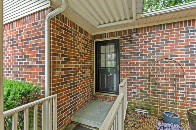 112 Hamilton Ln, Tullahoma, TN 37388