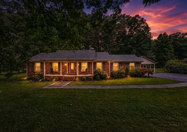 112 Hamilton Ln, Tullahoma, TN 37388