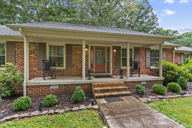 112 Hamilton Ln, Tullahoma, TN 37388