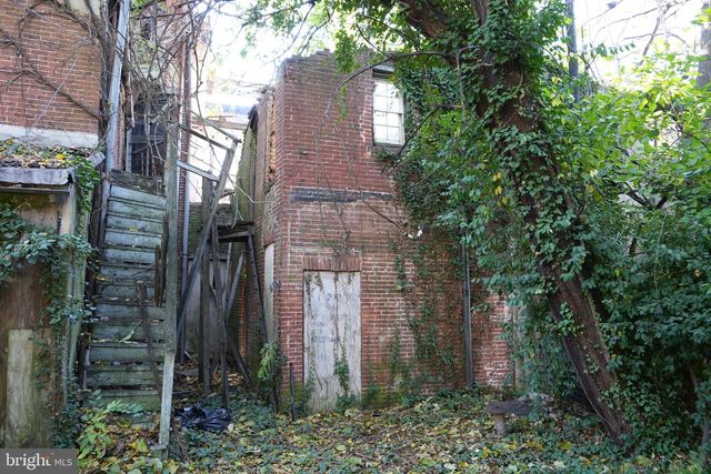 1228 W LANVALE ST, Baltimore, MD 21217