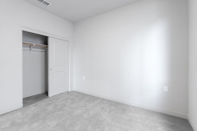 4735 Ariel St, Keyes, CA 95328