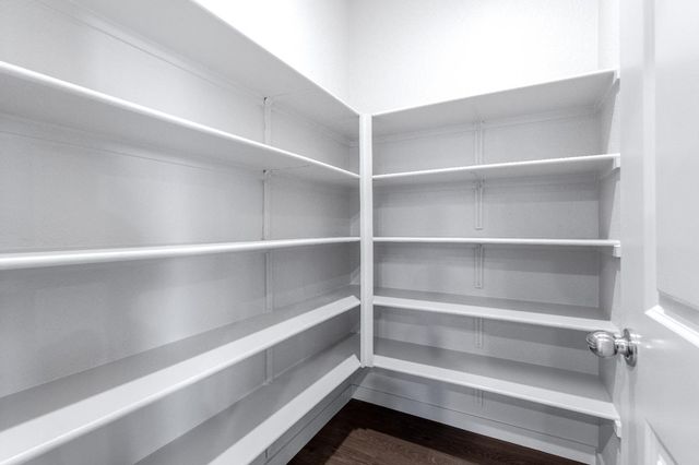 4735 Ariel St, Keyes, CA 95328