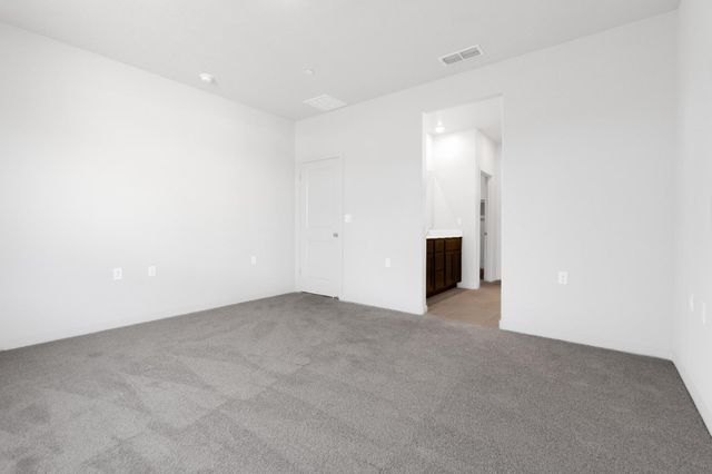 4735 Ariel St, Keyes, CA 95328