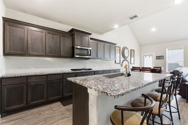 6725 Aster Drive, Venus, TX 76084