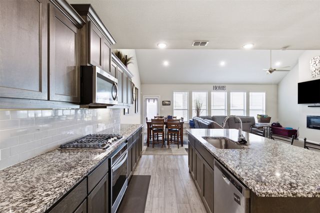 6725 Aster Drive, Venus, TX 76084