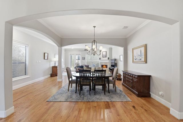 1020 W 22nd Street B, Houston, TX 77008