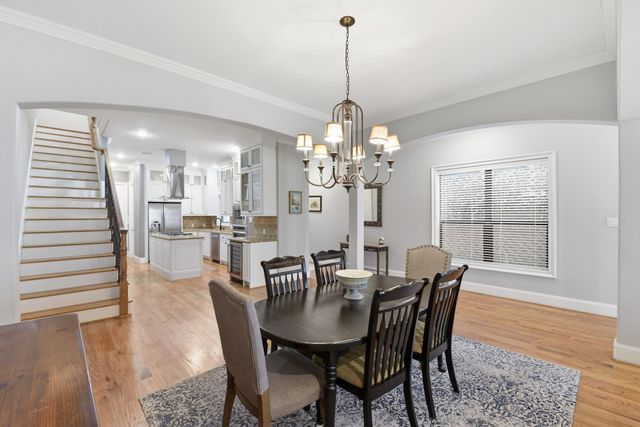 1020 W 22nd Street B, Houston, TX 77008