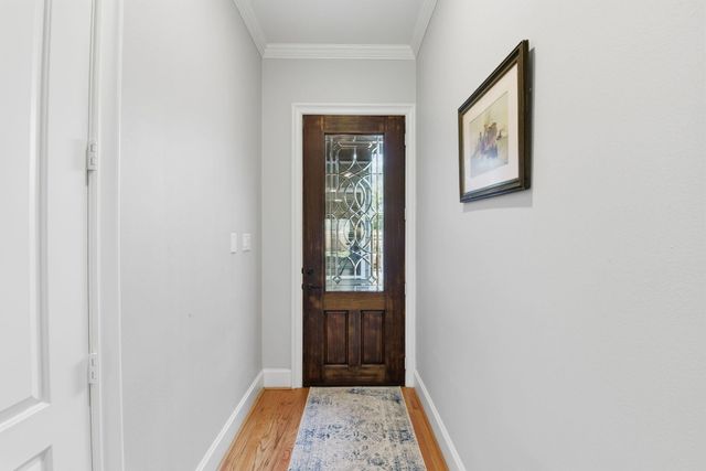 1020 W 22nd Street B, Houston, TX 77008