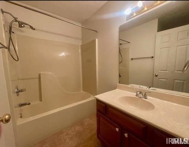 757 E Sherwood Hills Drive, Bloomington, IN 47401