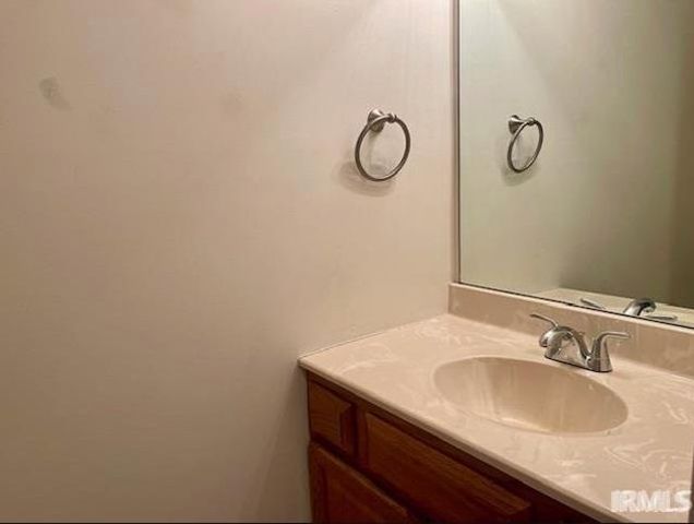 757 E Sherwood Hills Drive, Bloomington, IN 47401