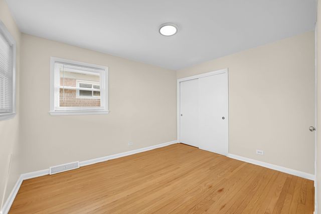 7520 W Carmen Avenue, Harwood Heights, IL 60706