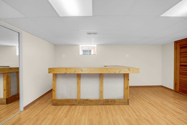 7520 W Carmen Avenue, Harwood Heights, IL 60706