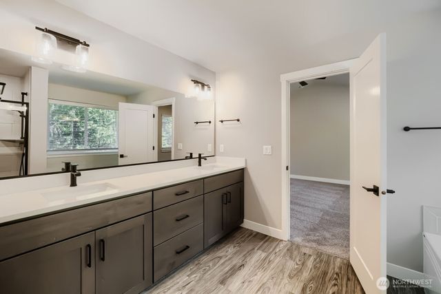 6801 165th Street Ct E, Puyallup, WA 98375