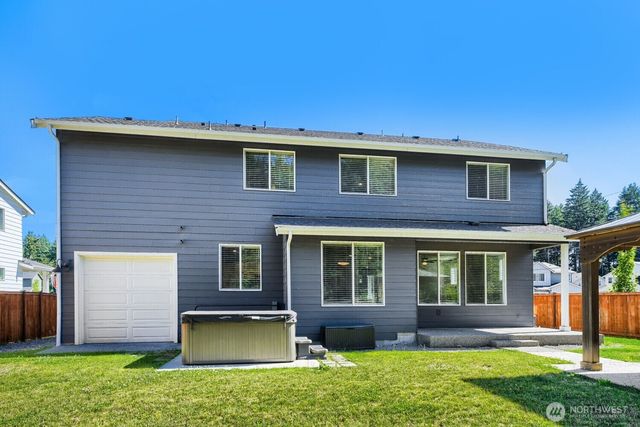 6801 165th Street Ct E, Puyallup, WA 98375