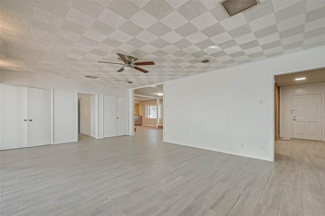 2511 Maroneal Street, Houston, TX 77030