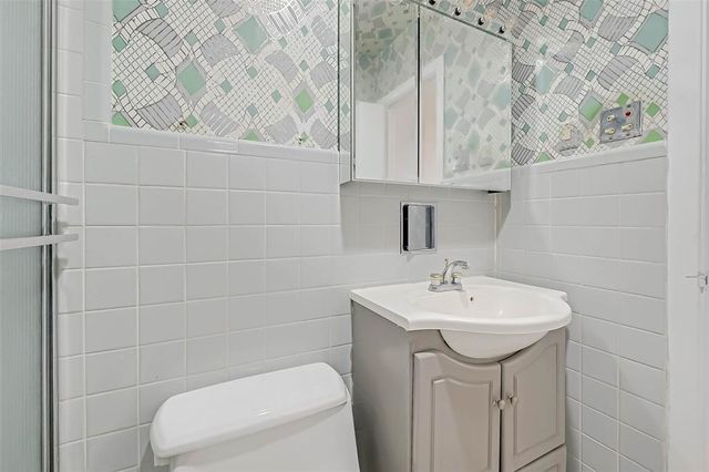 2511 Maroneal Street, Houston, TX 77030