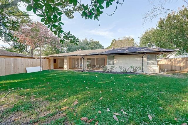 2511 Maroneal Street, Houston, TX 77030