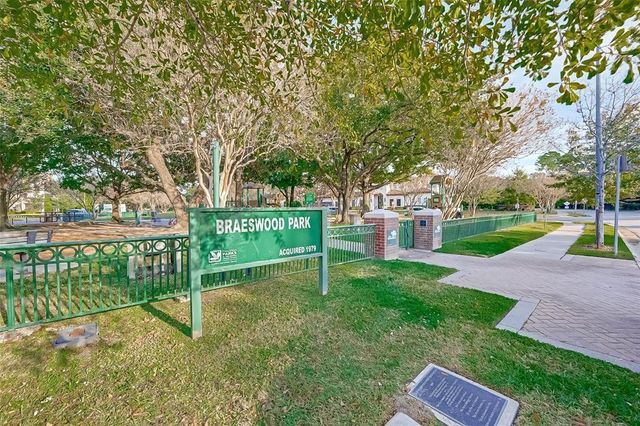 2511 Maroneal Street, Houston, TX 77030