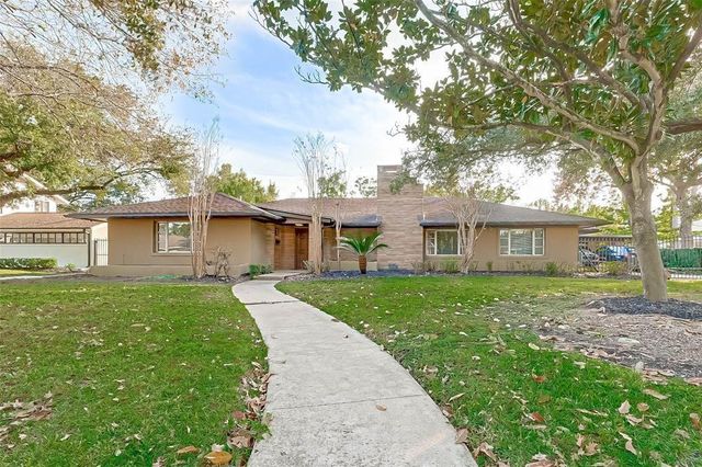 2511 Maroneal Street, Houston, TX 77030