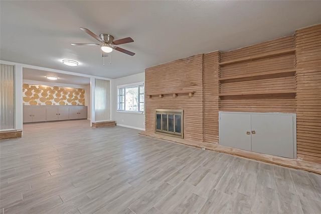 2511 Maroneal Street, Houston, TX 77030