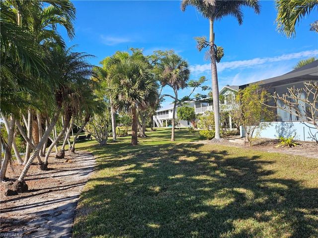 7791 Grande Pine RD, Bokeelia, FL 33922