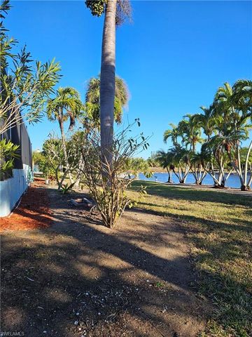 7791 Grande Pine RD, Bokeelia, FL 33922