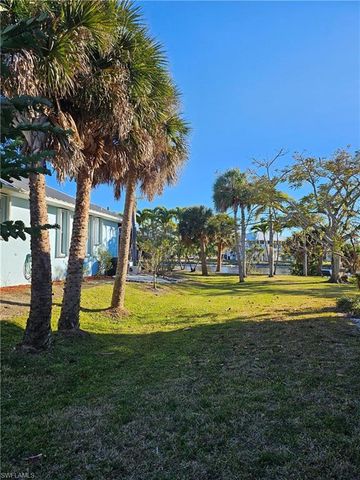 7791 Grande Pine RD, Bokeelia, FL 33922