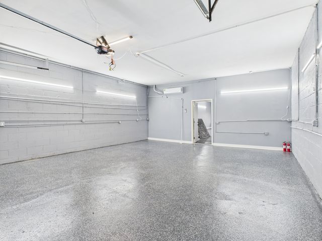 8113 N Milwaukee Avenue, Niles, IL 60714