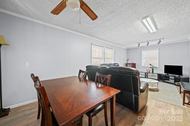 1703 E Perry Street, Gastonia, NC 28054