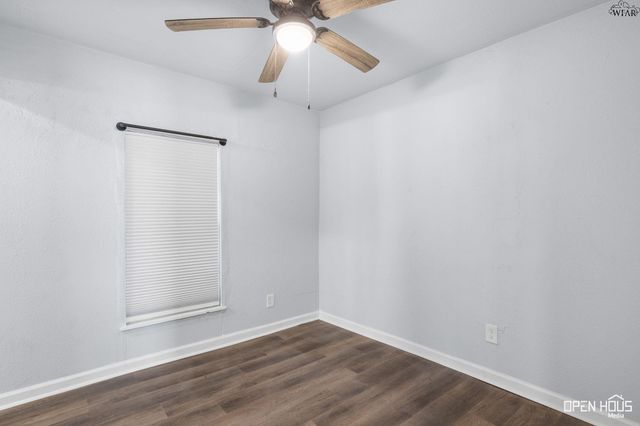 104 S WALNUT STREET, Holliday, TX 76366