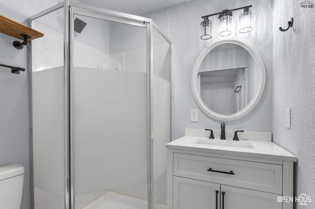 104 S WALNUT STREET, Holliday, TX 76366