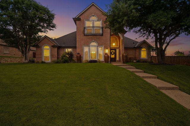 8825 Turnberry Court, Fort Worth, TX 76179