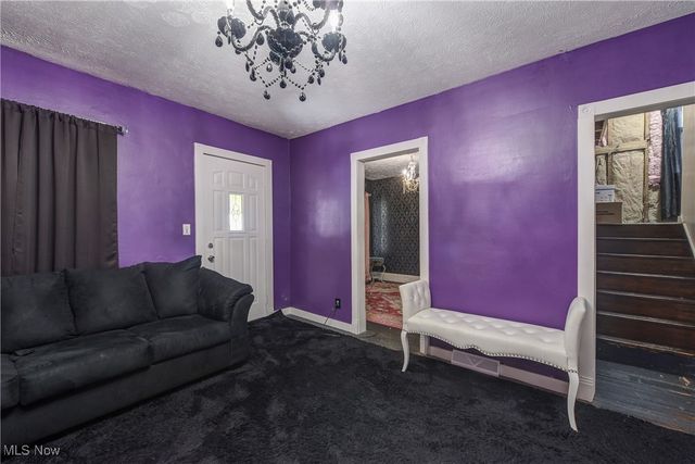 3451 W 98th Street, Cleveland, OH 44102