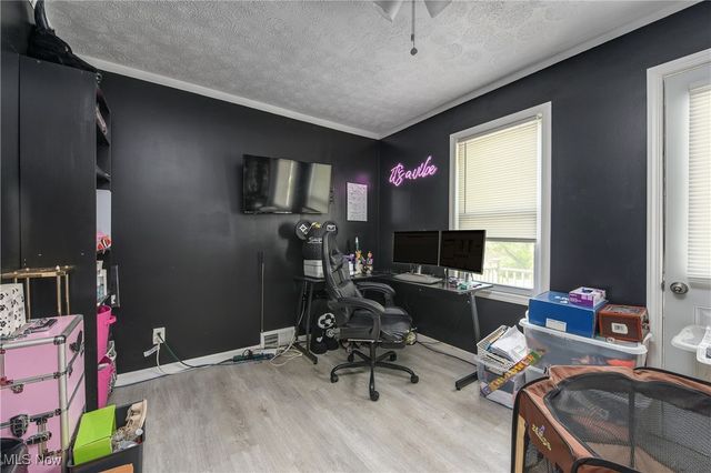 3451 W 98th Street, Cleveland, OH 44102