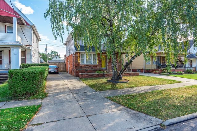 3451 W 98th Street, Cleveland, OH 44102