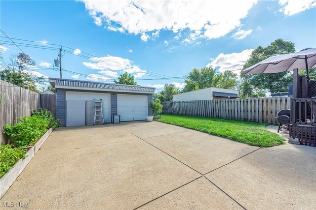 3451 W 98th Street, Cleveland, OH 44102