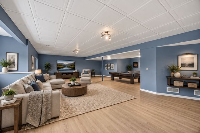 8270 Arrowwood Lane N, Maple Grove, MN 55369