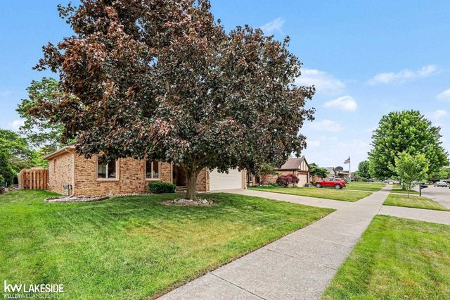 46396 Peach Grove Avenue, Macomb, MI 48044