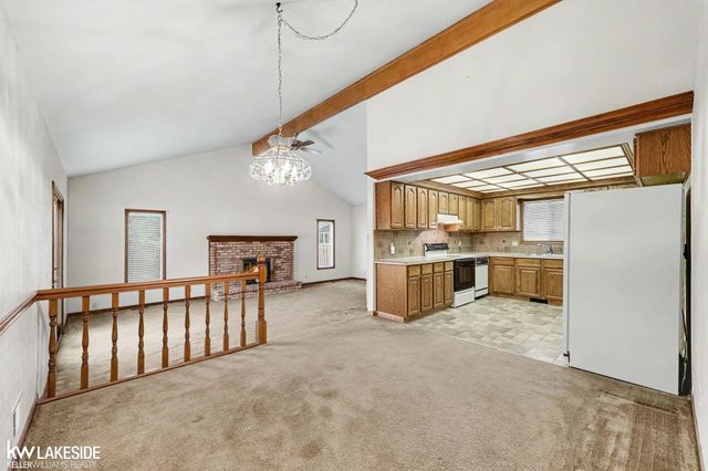 46396 Peach Grove Avenue, Macomb, MI 48044