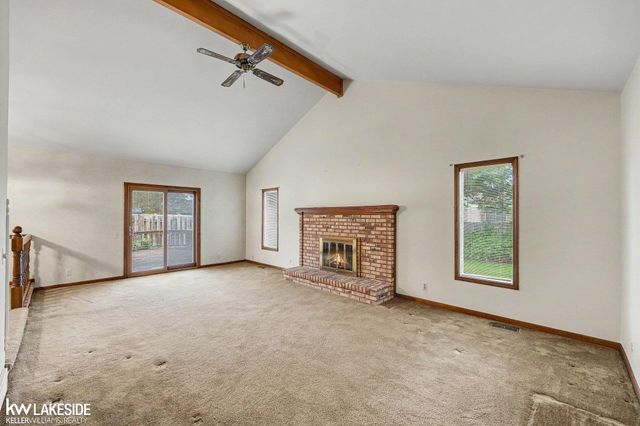 46396 Peach Grove Avenue, Macomb, MI 48044