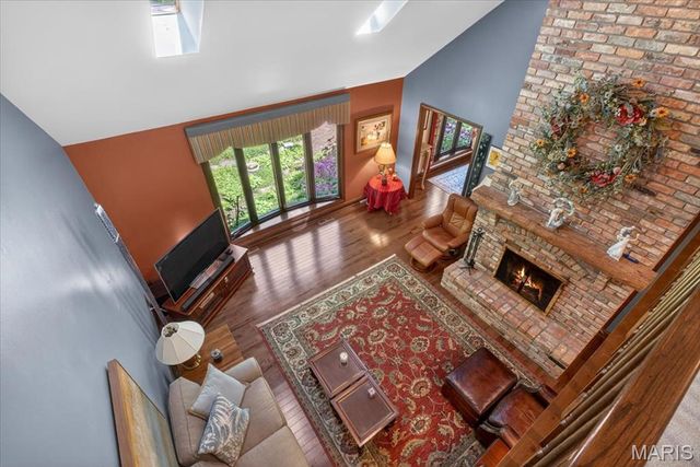 1010 Robert Drive, Godfrey, IL 62035