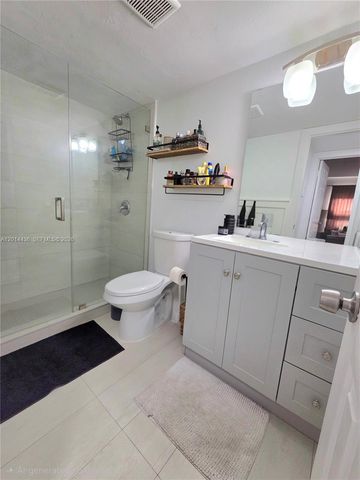 7477 SW 82nd St C115, Miami, FL 33143