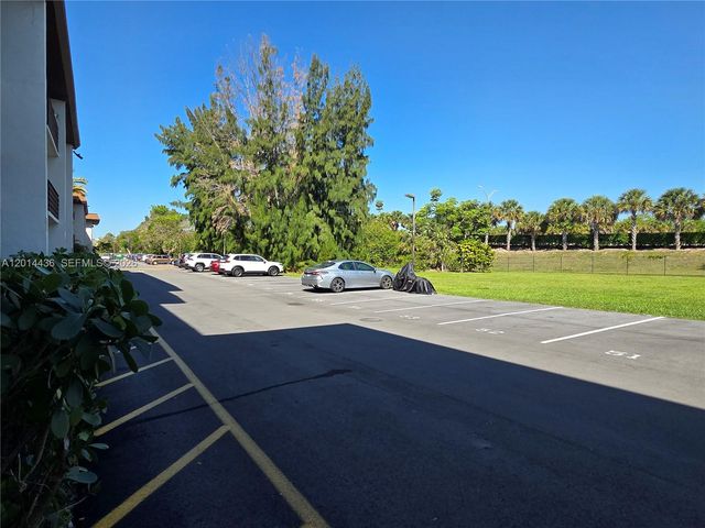 7477 SW 82nd St C115, Miami, FL 33143