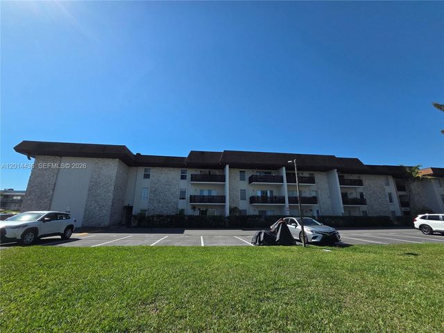 7477 SW 82nd St C115, Miami, FL 33143