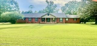 1404 Neal Road, Picayune, MS 39466