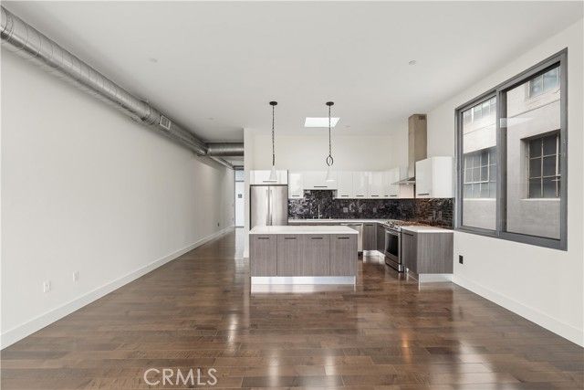 433 Pine 408, Long Beach, CA 90802