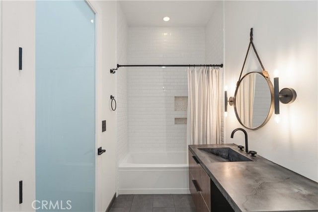 433 Pine 408, Long Beach, CA 90802