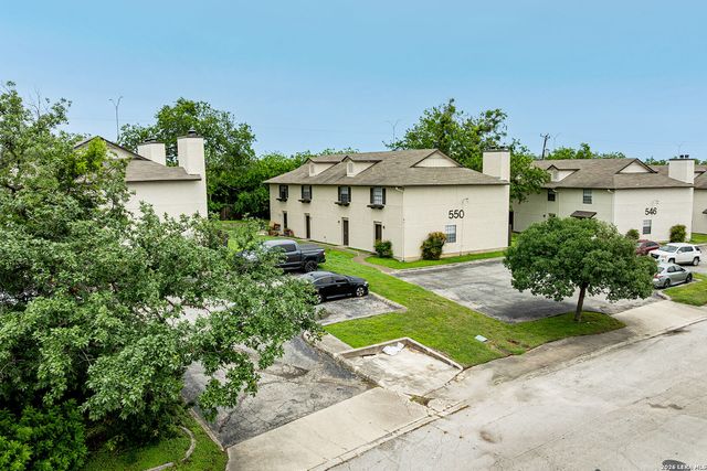 550 Dukeway, Universal City, TX 78148